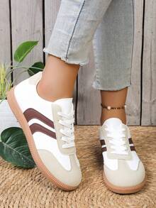 2025新款女士休闲鞋，时尚休闲运动鞋，平底运动鞋，百搭系带鞋，尺码36-43 - 白色 - 查看 5