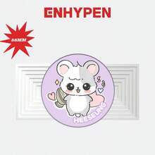 ENHYPE/N 韩国男团卡通毛绒玩偶胸针徽章 55mm，可挂在背包上，粉丝周边，日常佩戴，收藏展示装饰，礼物 - 彩色 - 查看 11