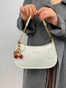 Dedoo 新款时尚经典百搭字母图案装饰纯色防水PU单肩包、月牙包、腋下包，适合购物，可斜挎。饰有樱桃吊坠，是夏季海滩度假、返校季的理想之选，也可作为女士钱包使用。 - 白色 - 查看 5