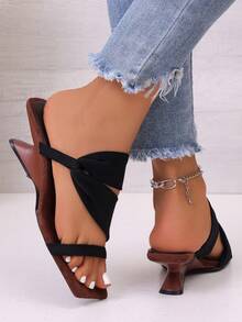 2026新款轻便厚底褶皱时尚网布柔软舒适坡跟凉鞋