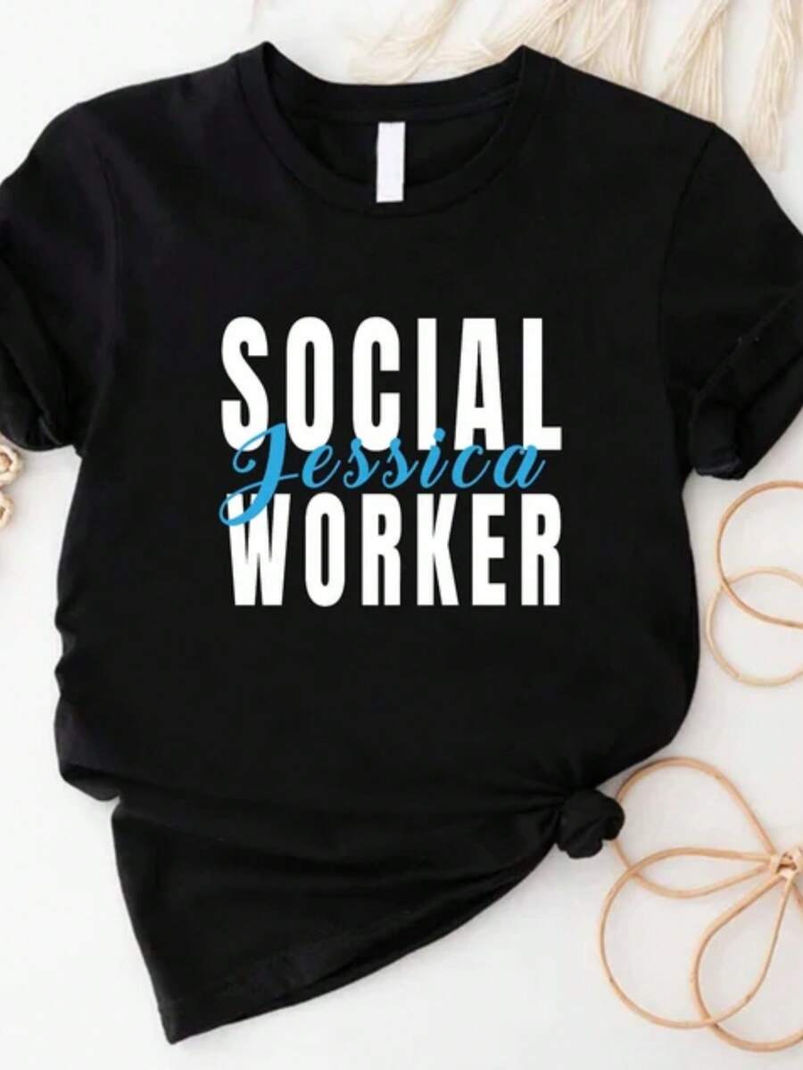 Custom Social Worker Shirt, Personalized Name School Social Worker Gift, Future Social Worker Graduation Gift, MSW Student Shirt, Cow - 黑色 - 查看 1