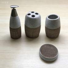 Badezimmer Accessoire Kollektion: Von minimalistisch geriffelt bis rustikaler Steinoptik, hochwertige Materialien mit Metallakzenten, leicht zu reinigen & fleckenresistent, perfekt um den modernen Stil zu erhöhen - Graues Holz - Übersicht 3