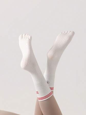 1 par söta broderade femfingers yogastrumpor för kvinnor, lämpliga för halkfri massage, inomhusyoga, utomhussporter