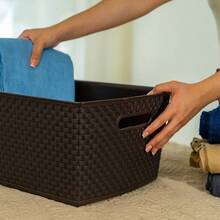 CYPNGuateplast - Set de 3 Cestas de Almacenamiento Plásticas de 22 Litros Contenedores Plásticos para Organizar el Hogar Organizadores Cajas de Plástico Cajas de almacenamiento Color ChocolateFashion - Chocolate - Ver 6