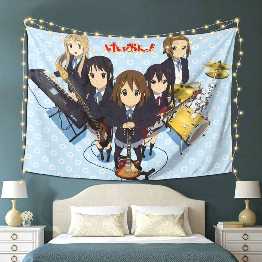 1pc K-On!      Anime Tapestry Wall Hanging - Manga Style Kawaii Poster With Miku, Ritsu, Norico, Sawako & Fuko,  Peach Beige Fabric For Room Decor, Dorm, Party Backdrop - Perfect Gift For Anime Fans - 彩色 - 查看 1