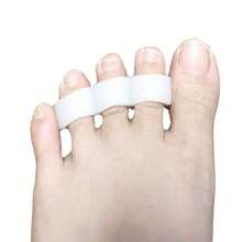 Um par de separadores de dedos em gel de silicone macio, para relaxamento dos pés, com três orifícios, que isolam e corrigem o valgo dos dedos sobrepostos, adequado para homens e mulheres. - Multicolorido - Ver 6