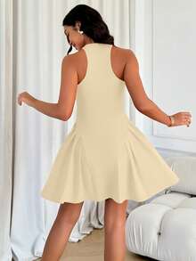 Ladies' Solid Color Waist Slimming A-Line Pleated Mini Dress, Made Of High Elasticity Fabric, Suitable For Spring, Summer, Autumn, Winter Seasons, Fashionable, Young And Versatile, Suitable For Daily Shopping, Festivals, Commuting To Work,Beach Vacation Outfits For Women,Casual Outfit For Women,Casual Dresses For Women,Summer Holiday Outfits Party Wedding - Light Apricot - View 2