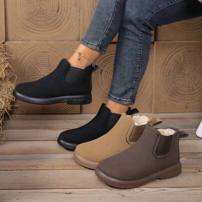 Zapatos de algodón para mujeres con forro de lana de invierno de comercio exterior transfronterizo zapatos cálidos para mamá, planos, cómodos, versátiles, botines cortos antideslizantes