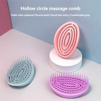 100x70x30毫米人体工学中空弹性洗发刷，圆齿结构，干湿两用，按摩头皮，弹性中空设计贴合头型，圆齿轻柔梳理不伤头皮，提供个性化头皮SPA体验