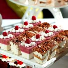 10/25/50/5 Oz (150ml) Large Capacity Dessert Cups, Ice Cream Cups, Gold Glitter Banana Pudding Cups, Suitable For Appetizers, Birthday/Wedding/Party Tasting Bowls And Christmas Gifts