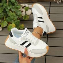 2025新款时尚厚底女鞋，百搭厚底休闲白鞋 - 白色 - 查看 5