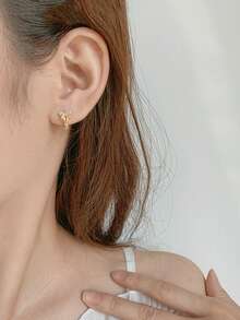 2 件套简约日常佩戴金属耳环，小众设计，高灵敏度，适合日常佩戴和旅行 - 金色 - 查看 4