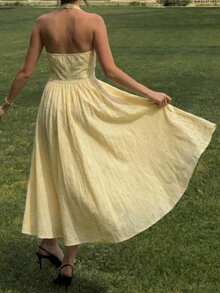 奶油黄露背中长连衣裙 | 镂空刺绣飘逸连衣裙，适合野餐和度假 - 黃色 - 查看 6