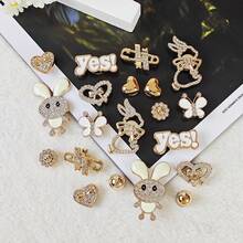 10个DIY鞋饰配件 - 闪亮兔子、字母、蝴蝶、爱心、别针、花朵装饰纽扣。非金属材质，轻盈透气，Y2K时尚百搭可爱男女通用。适用于EVA沙滩鞋、拖鞋、可拆卸鞋面，节日礼物之选。 - 彩色 - 查看 3