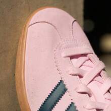 Adidas 阿迪达斯 STADT “T-Toe” 经典低帮滑板鞋 - 粉色 - 查看 4