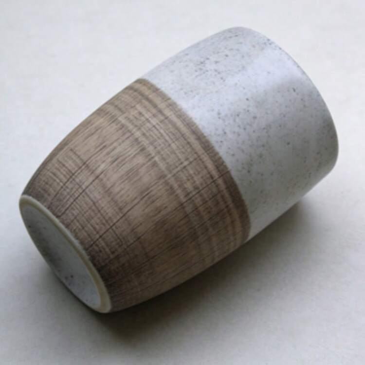 Bộ sưu tập phụ kiện phòng tắm: Từ kiểu dáng tối giản với đường gân đến kiểu dáng mộc mạc giả đá, chất liệu cao cấp với điểm nhấn kim loại, dễ lau chùi và chống bám bẩn, hoàn hảo để nâng tầm phong cách hiện đại. - Gỗ xám - Xem 9