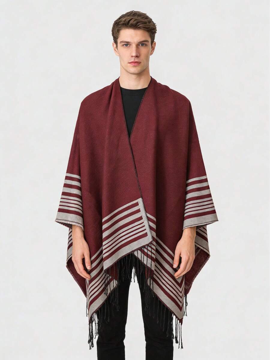 1件男士时尚休闲日常穿搭纯色条纹流苏斗篷披肩带开衩