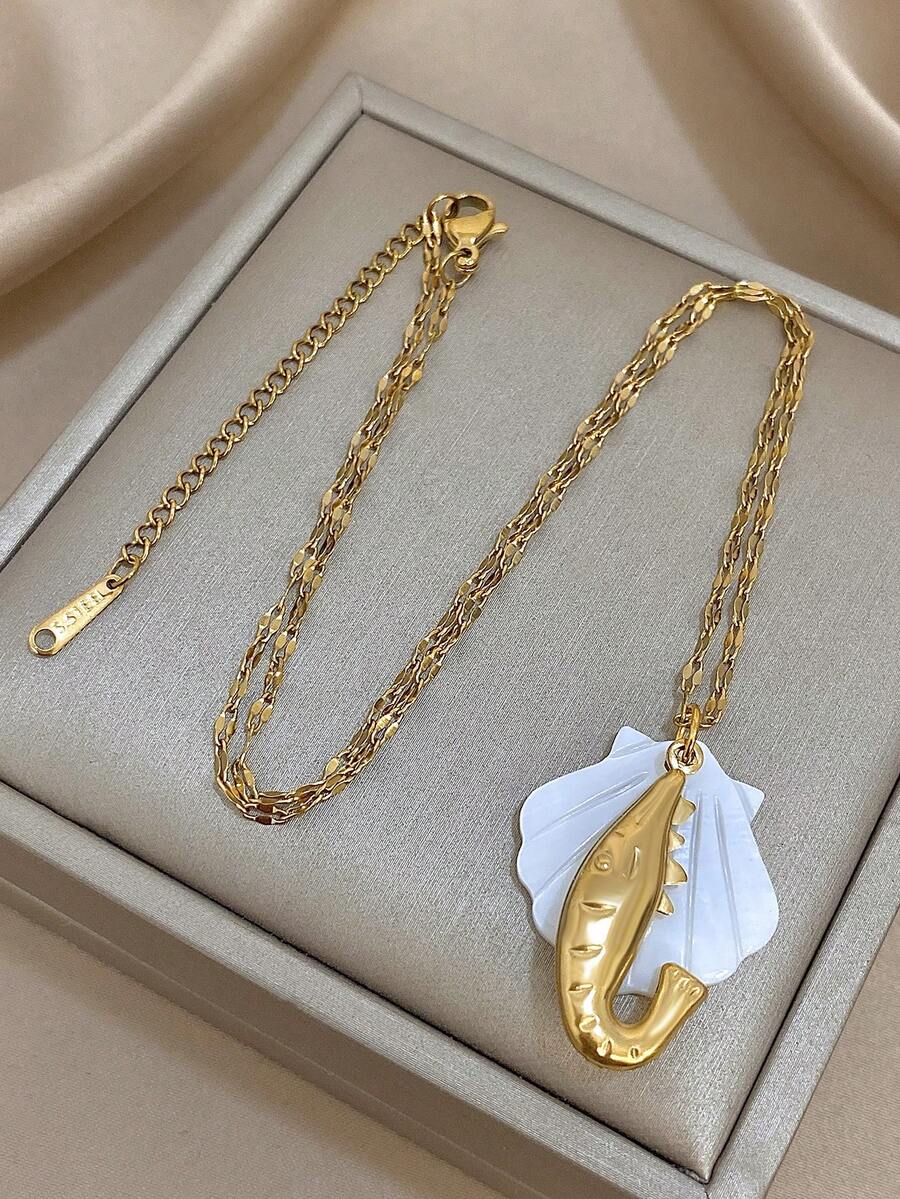 1Pc Ocean-Themed Gold Necklace With Small Shrimp And Seashell Pendants, Stylish Nautical Jewelry, Suitable For Everyday Casual Wear, A Perfect Valentine's Day Gift, Unisex - Multicolor - View 1