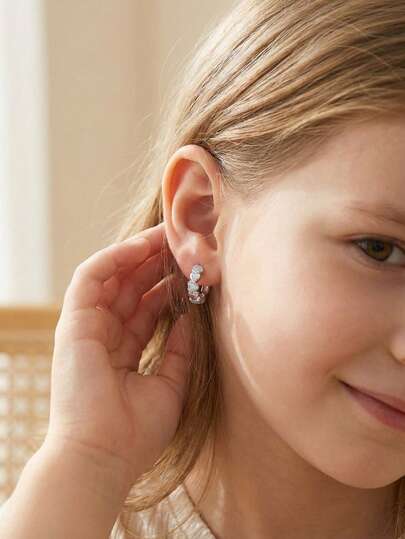 1pair Small And Exquisite Silver Copper Set Zirconia Love Decoration Earrings Ear Stud Children's Jewelry Earrings Accessories Holiday Party Birthday Gift Accessories