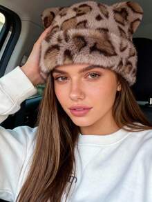 1顶女士冬季豹纹仿毛皮小熊渔夫帽，可爱甜美保暖内衬帽，百搭日常小号针织帽