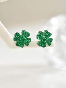 1 Pair Spring/Summer St. Patrick's Day Clover Acrylic Stud Earrings, Shiny Minimalist Earrings For Daily, Party, Beach Vacation - Green - View 5