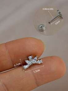 1 pieza Pendientes de botón chapados en oro de 18K, diseñados para oídos sensibles, pendientes de botón con corona de cobre, hoja y cruz de circonita, adecuados para cartílago de la oreja, hélix, trago, concha, lóbulo, daith, bajo contenido de alergia, 20G - Un par de pendientes de circonita redonda - Ver 25