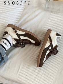 女士时尚防滑、耐穿、舒适轻便运动休闲鞋