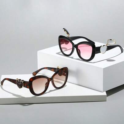 情人节浪漫心形翻盖镜面设计方形大框女士时尚眼镜，适合造型、派对、聚会等场合。