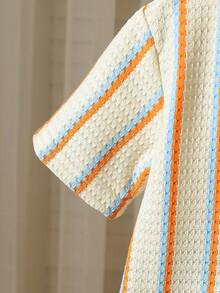 Bộ quần áo mùa hè mới cho bé trai 4-7 tuổi, áo khoác cardigan kẻ sọc có cổ bẻ và túi phía trước + quần short kẻ sọc dáng suông, thích hợp cho mặc hàng ngày, đi chơi gia đình, dự tiệc ngày lễ. - Màu be - Xem 5