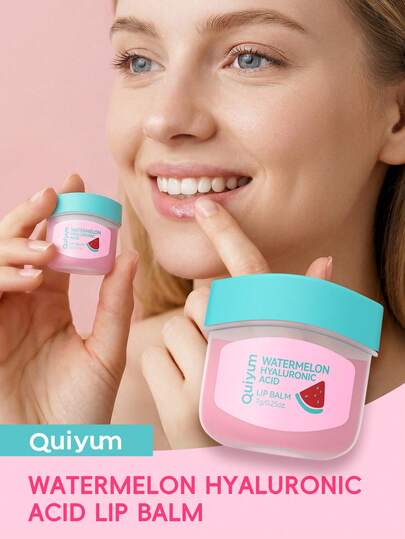  1支 QUIYUM 西瓜玻尿酸润唇膏，7克，保湿滋养，防止嘴唇干燥，丰盈双唇，适合旅行、露营、徒步、登山等户外活动，是送给女性和女孩的理想礼物。