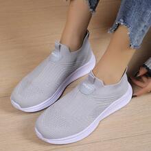 Women's Casual Knit Slip On Sneakers Lightweight Comfort Walking Shoes Non-Slip Sole Fashion Daily Shoes Multi Colors Available - 灰色 - 查看 4