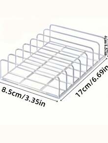 1个亚克力化妆品收纳盒，台面化妆品收纳架，轻巧便携，无需用电，多隔层桌面收纳盒，可收纳眼影、化妆刷、海绵等，节省空间，可放置于台面或抽屉中，无需组装，经久耐用且透明，也可用于存放香水，7格透明展示盒