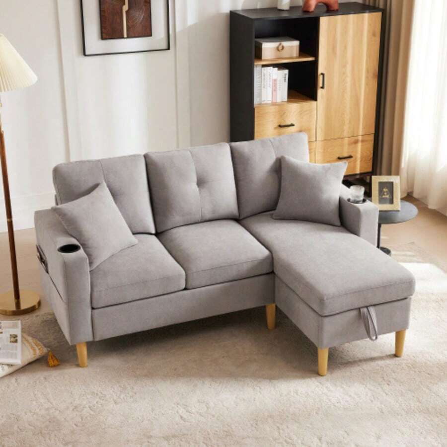 Modern L-Shaped Sofa, 3-Sitzer-Sofa With Chaiselongue, Stauraum, Integrated Getränkehalter, With 2 Kissen Geliefert, Geeignet Für Wohnzimmer, Büro, Wohnung Usw., Video Verfügbar - Light Gray - View 1