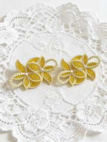 1对可拆卸3D花朵鞋夹，镶钻彩色水晶金色鞋饰