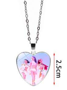 K-Pop Girl Group Heart Necklace Pendant, Cross-Border Popular Anime Cartoon Peach Heart Sweater Chain Accessory