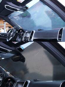 可伸缩汽车遮阳帘 – 采用UV反射PVC材质，吸盘式安装，长度可调节，适用于挡风玻璃和车窗，隔热遮光，可重复使用且轻便，遮光卷帘，汽车车窗隔热帘 - 捲簾遮陽擋 - 查看 4