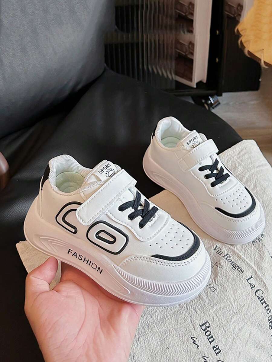 一双男女通用时尚休闲运动鞋，适合2-18岁儿童，四季皆宜，魔术贴搭扣设计，方便穿脱，柔软舒适，适合学步，防滑，也适合秋冬季户外跑步和徒步。 - 黑色 - 查看 1