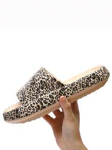 Women's EVA Soft Bottom Slip-On Slippers, Leopard Print Pattern Accent, Novel & Unique, Non-Slip & Durable, Suitable For Spring/Summer - Leopard - View 5