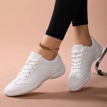 Damskie proste, codzienne buty do tańca, klasyczne, antypoślizgowe, gumowe, miękkie podeszwy, do tańca scenicznego, buty do ćwiczeń w pomieszczeniach, do skakania na skakance, do aerobiku, na bieżnię, ciche, miękkie podeszwy, wygodne, oddychające, sznurowane, elastyczne buty do tańca (wersja skórzana, wąska, sugerujemy zamówienie o jeden rozmiar większego) - Biały - Zobacz 12