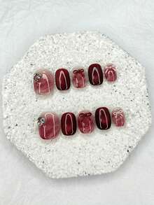 10片/套 新年酒红色扎染猫眼3D蝴蝶结闪亮水钻短款假指甲美甲用品（1片果冻贴纸+1片指甲锉） - 酒紅色 - 查看 10