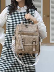 Chất liệu giả da | Khóa đôi trang trí * Dung tích lớn tiện dụng, tôn lên vẻ đẹp cổ điển của việc di chuyển trong đô thị - Dây đeo vai/tay cầm có thể điều chỉnh, người bạn đồng hành đa năng cho việc đi lại hàng ngày và những chuyến đi ngắn, hai cách mang. - Nhiều màu - Xem 7