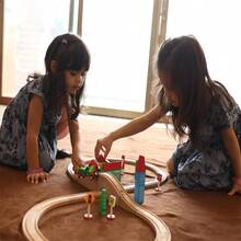 SainSmart Jr. Juego de Tren de Madera para niños pequeños con Pistas de Tren de Doble Cara para Brio Thomas  y Doug Tren de Juguete de Madera para niños y niñas de 3 4 5 años - como en la foto - Ver 7