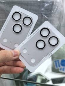 2 piezas Protector de lente de cámara compatible con iPhone 17 Pro Max - Vidrio templado premium 9H, adhesivo fuerte | Compatible con diseño de funda para teléfono, ajuste perfecto | Anti-arañazos, anti-huellas dactilares, anti-polvo | Protección de cobertura completa, previene arañazos e impactos | Cubierta de lente de alta transmitancia, mantiene la calidad de imagen original | Regalo ideal para familiares, amigos y entusiastas de la fotografía móvil en Halloween, disponible en naranja cósmico/plata/azul aplicable a Daily Shield, Oficina, Hogar Diario Escudo Oficina Hogar Cubierta de cámara de teléfono a prueba de agua a prueba de golpes resistente a arañazos - 2 piezas - Ver 9