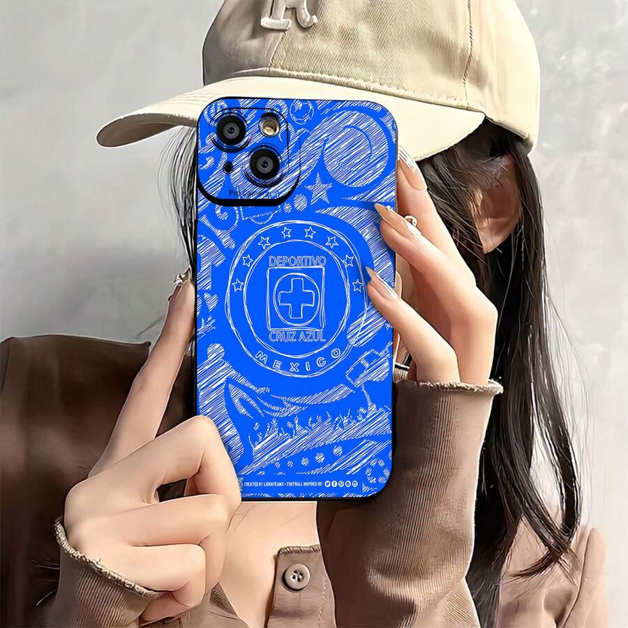 Funda para teléfono con el diseño del equipo de fútbol Cruz Azul, compatible con teléfonos , 17, 16 Pro Max, 15 Pro Max, 13 y 12. Fabricada en TPU, ofrece protección contra golpes y caídas. Un regalo perfecto para aficionados al fútbol, amigos, familiares o como una divertida sorpresa de Halloween. - Negro - Ver 1