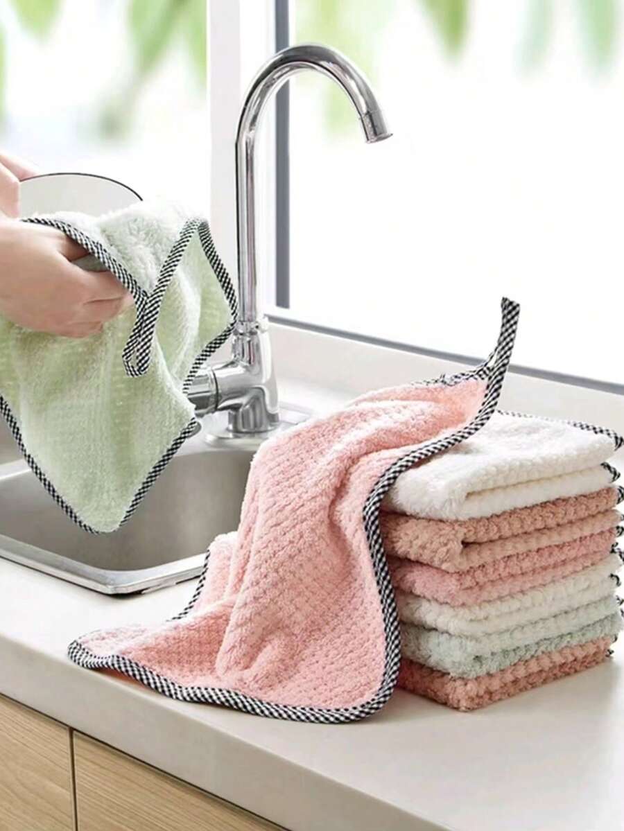20pcs/Pack Hanging Dish Cloths, Coral Fleece Material Kitchen Cleaning Rags, Random Color, Non-Stick Oil Absorbent Double-Sided Thickened Dishcloths, Kitchen Cleaning Supplies