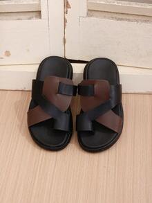 1双黑色和棕色加大码儿童交叉绑带坡跟凉鞋，PU材质，柔软防滑，圆头设计，轻便舒适，休闲百搭，适合5-15岁男孩女孩，居家、海滩、户外、夏季皆宜。 - 黑色 - 查看 7