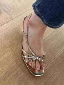 Mẫu sandal hở mũi một quai mùa hè kiểu Âu và Mỹ mới năm 2026, sandal da cao gót thấp không quai đa năng dành cho nữ. - Vàng - Xem 3