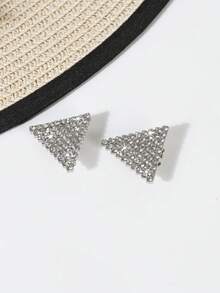一对精致金属铜锌合金镶钻小三角设计可拆卸鞋夹，适合搭配各种女鞋 - 銀色 - 查看 3