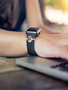 1pc Personalized Watch Band Charm, Customized Photo Watch Accessory, Blank Watch Band Decor Rose Gold Suitable For Silicone Smart Watch Band Accessory, Silver, Gold And Rose Gold Customized Watch Band Charm, Ideal Gift For Women, Girlfriend, Boyfriend, Dad, Mom, Family, Friends, Suitable For Anniversary, Birthday, Graduation, Prom, Party, Women Jewelry - Gold - View 7