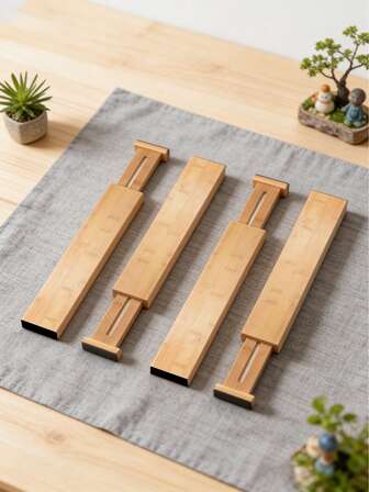 Organizador de cajones de bambú con diseño ajustable de resorte y almohadillas de goma blanda - Divisores de cajones extensibles, adecuados para muebles grandes, ropa, herramientas, cocina y oficina - Organizador de almacenamiento de bambú duradero y ahorra espacio